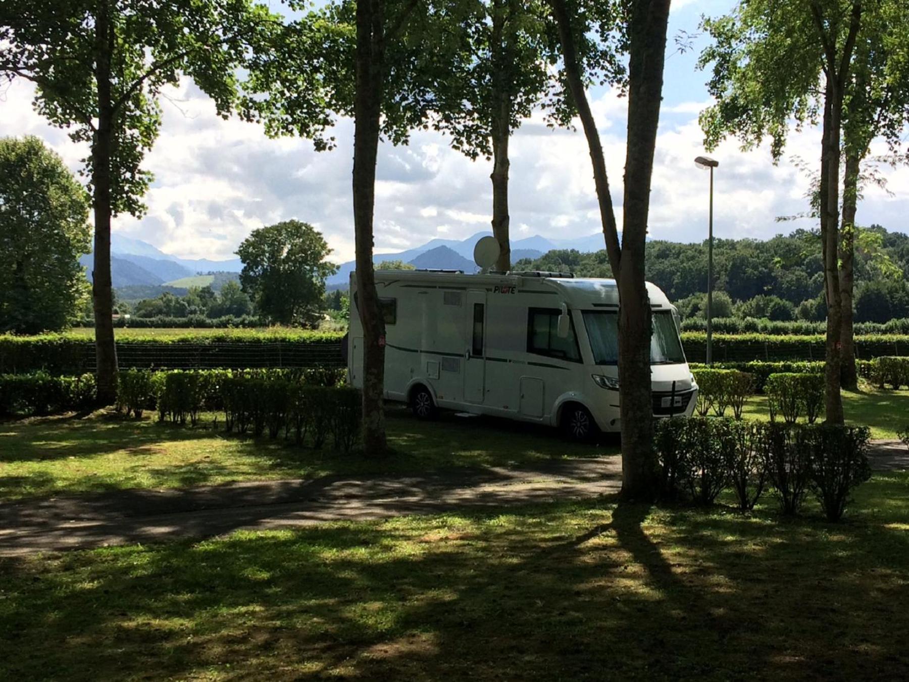 Camping Pyrenees Nature Oloron-Sainte-Marie Kültér fotó